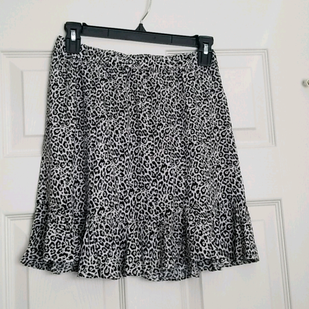 American Eagle Ruffled Animal Print Skirt